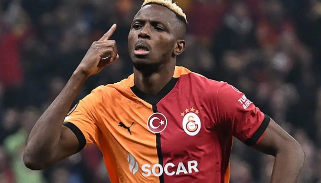 那不勒斯或低价出售奥斯梅恩，曼联面临抉择