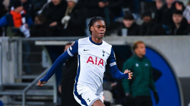 热刺与中场小将奥卢塞西成功续约