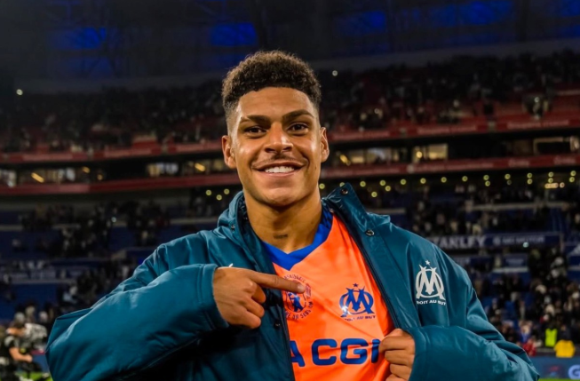 多队争抢马赛边锋路易斯-恩里克