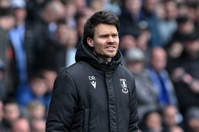 莱斯特城换帅传闻：谢周三主帅丹尼-罗尔成潜在目标，南安普顿亦有意