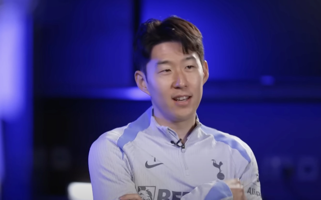 孙兴慜盛赞凯恩，畅谈足球生涯难忘瞬间与对手