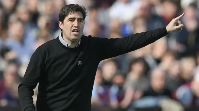 伊劳拉谈伯恩茅斯战平西汉姆联：防守失误代价大，对一分不满意