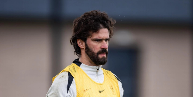 斯洛特：阿利松未过脑震荡检查，复出需遵规定