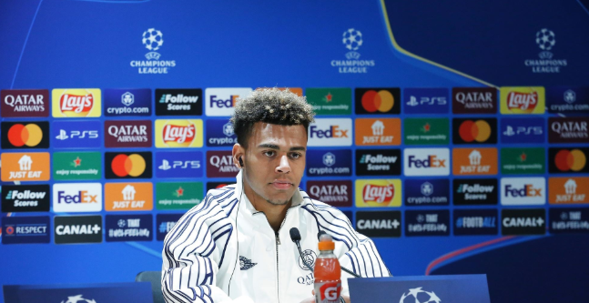 巴黎19岁新星杜埃：无畏压力逐梦欧冠，青春锋芒直指维拉