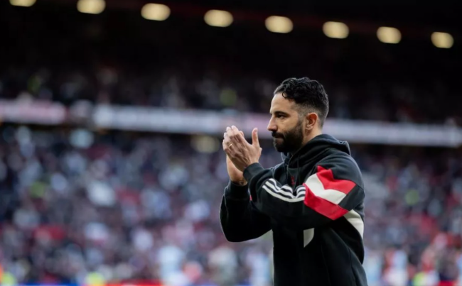 阿莫林：曼联无法复刻弗格森时代，需以集体凝聚力破局