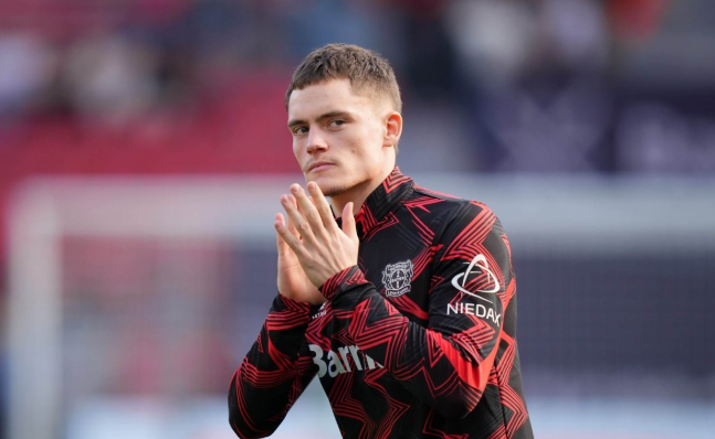 维尔茨转会风云：勒沃库森静候抉择，拜仁曼城虎视眈眈