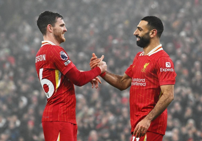 罗伯逊盛赞萨拉赫续约，利物浦剑指联赛冠军再迎挑战