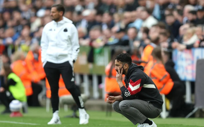 阿莫林赛后直面曼联失利：失误过多，专注欧联杯救赎