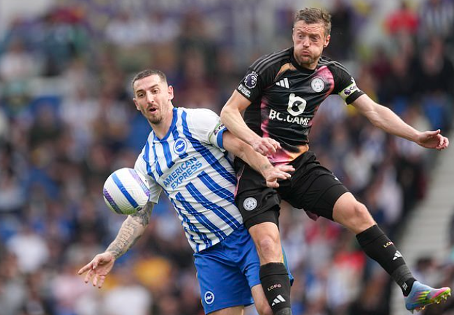 许尔策勒力挺邓克：失误乃集体之责，队长仍是球队传奇