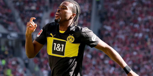 多特嫌3500万欧买断丘库埃梅卡价高，欲与切尔西谈判压价或再租借