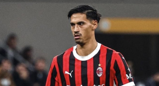 曼城欲6500万欧签赖因德斯顶替京多安，球员面临抉择