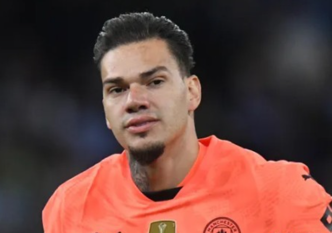 曼城忧埃德森腹股沟伤势，或缺阵数周成赛季隐忧