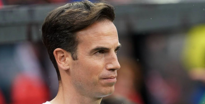 巴列卡诺官宣佩雷斯留队再执教一季，稳定军心冲击欧战