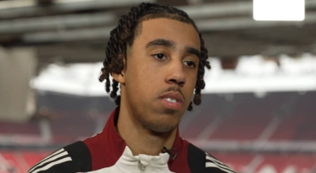 约罗赛前放豪言：曼联目标赢奖杯，视马夏尔、瓦拉内为榜样