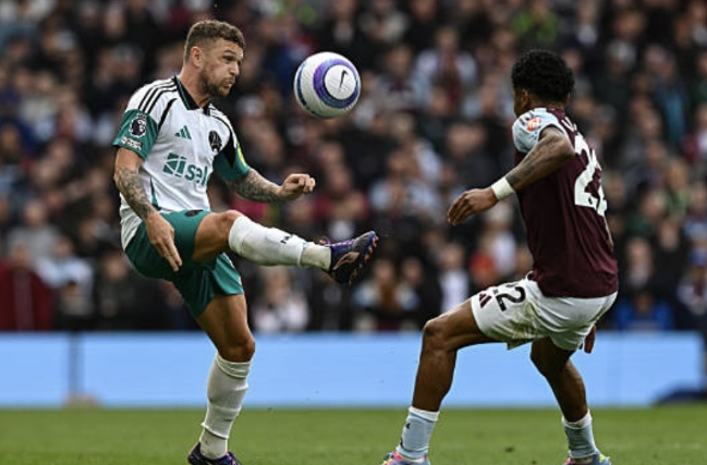 特里皮尔盛赞维拉顶级实力！纽卡虽败犹荣直指欧冠席位，疲劳非借口剑指伊普斯维奇