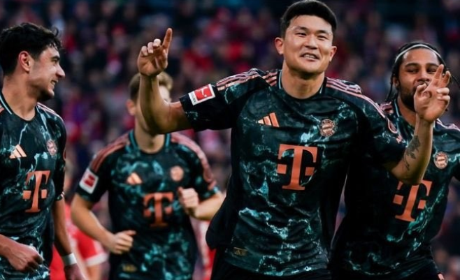 拜仁今夏若售金玟哉将只考虑永久转会