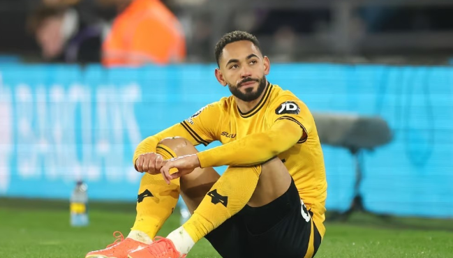 曼联接近签下库尼亚，引援竞争与财务考量并存