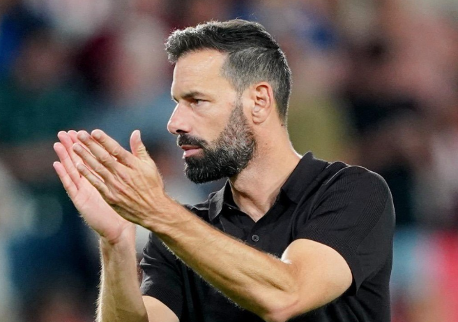 莱斯特城赛季末换帅，范尼确认离任