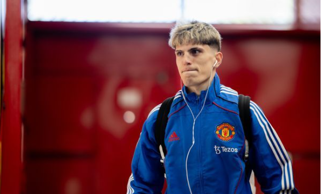 孔蒂今夏痴迷加纳乔，那不勒斯求购遇阻仍视其为头号目标