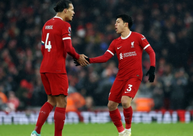 范戴克盛赞远藤航：场内关键先生，场外领袖风范