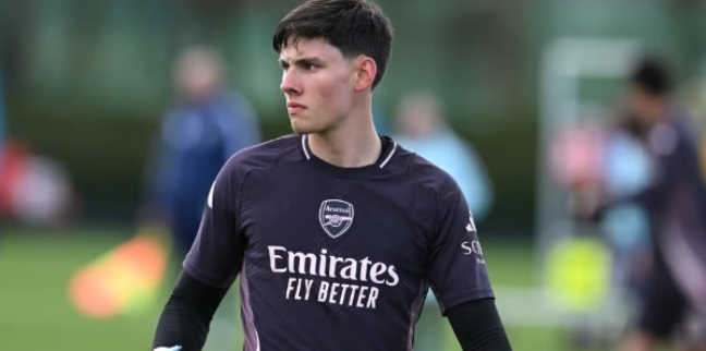 切尔西急欲签下赫伊森，英超多队竞相追逐