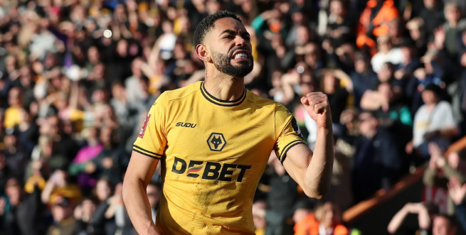 曼联“球迷球探”再荐库尼亚，戈德布里奇疾呼：终结青涩试验，签下即战力中锋