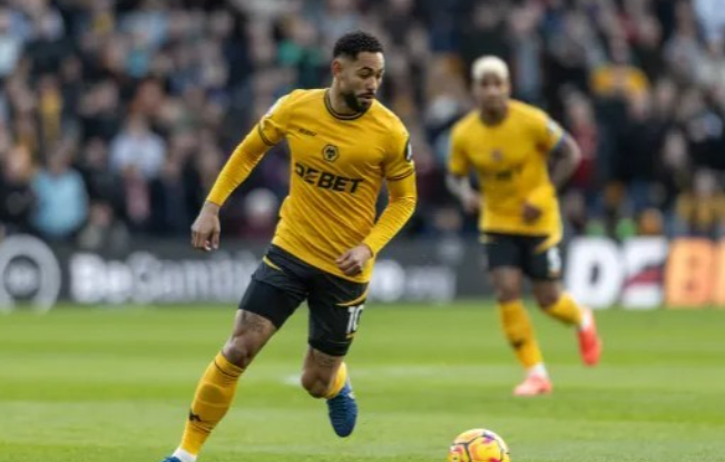 曼联6250万欧敲定库尼亚：转会背后藏机遇与挑战