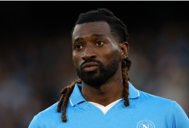 英超双雄+沙特金主竞逐安古伊萨，那不勒斯中场续约僵局暗藏转会风暴