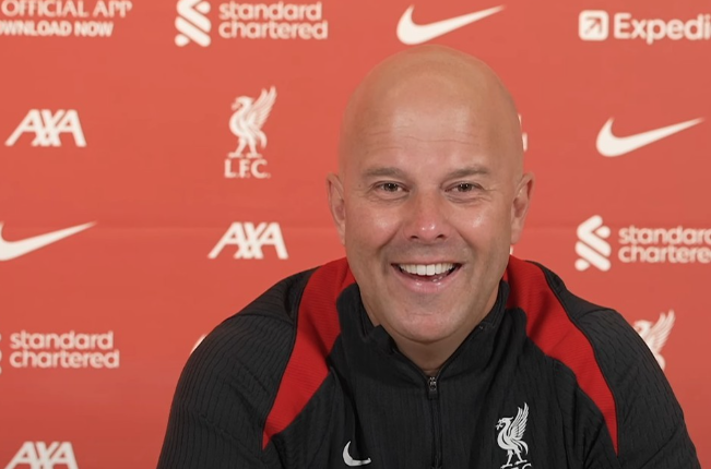 斯洛特冷对历史性夺冠时刻：利物浦专注热刺阻击战，布拉德利复出在即