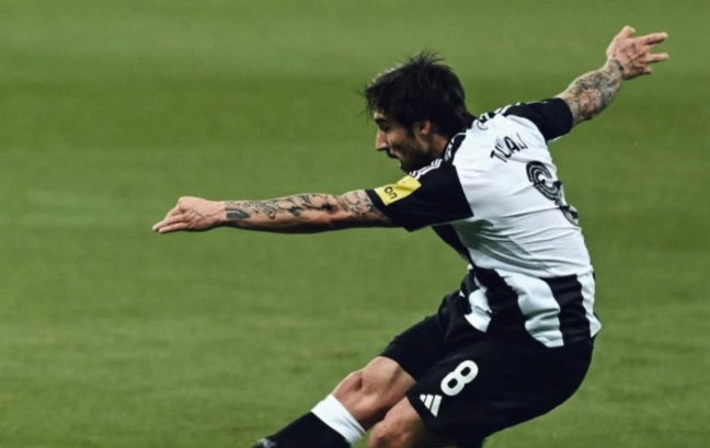 尤文引援策略调整：托纳利转会可能性骤降，纽卡斯尔立场坚定