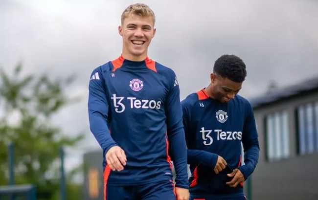 霍伊伦盛赞阿马德：天才谦逊铸就成功，艰难时刻成就更强自我