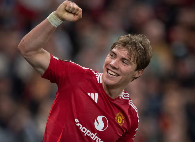 霍伊伦：在质疑中锤炼锋芒，誓以奖杯回应曼联期待