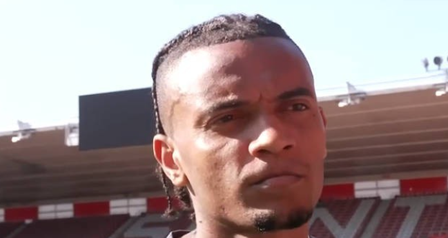 阿坎吉复出宣言：曼城掌控争四主动权，赢下剩余两战即锁定欧冠