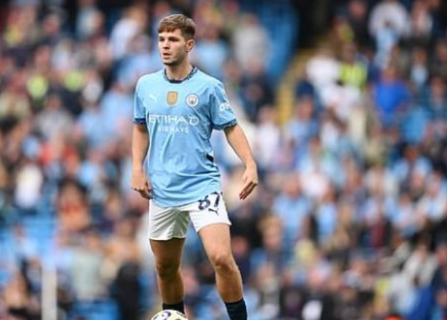 利兹联再燃引援热情，麦卡蒂争夺战陷入五队混战