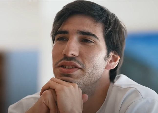 托纳利忆米兰时光：全家变红黑拥趸，开启纽卡新征程