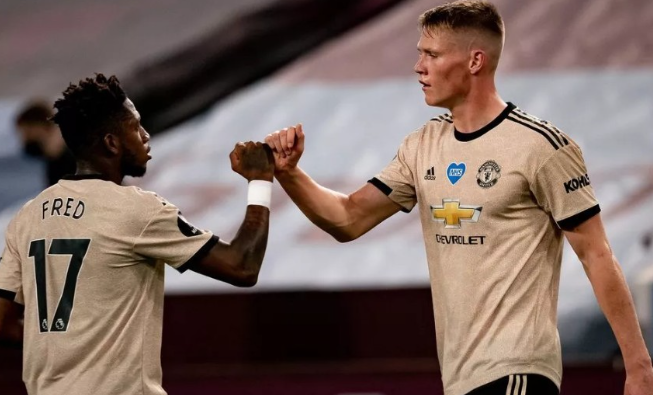 基恩批曼联旧将组合不合理，叹引援不佳致旧人话题不断