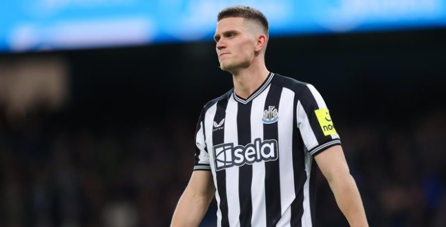 纽卡转会动态：留人引援并进，面临诸多挑战