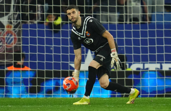 曼联加入霍安-加西亚争夺战，阿森纳深谈欲激活2500万欧解约金条款