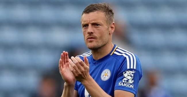 38岁瓦尔迪坚守英超梦，莱斯特城生涯将迎终章