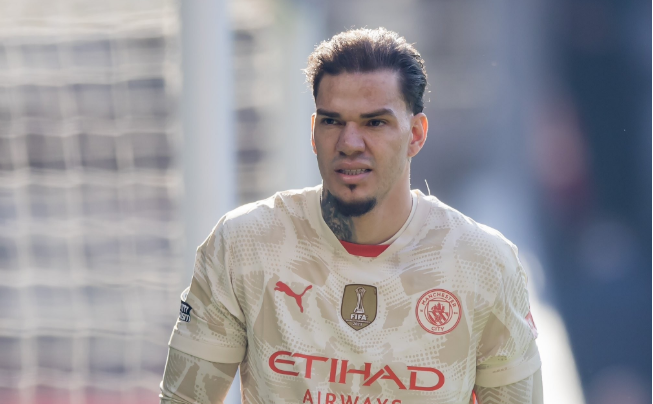 TA爆料：31岁埃德森今夏或离曼城，沙特、土超球队成潜在下家