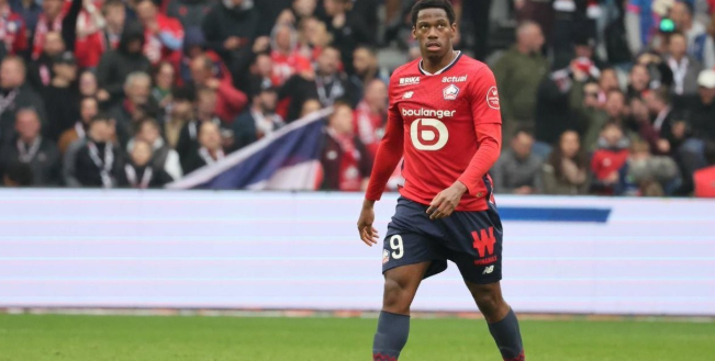 乔纳森-戴维确认今夏离队，意甲英超豪门竞逐高效射手