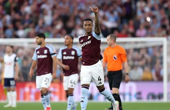 孔萨：专注当下，维拉为欧冠全力冲刺