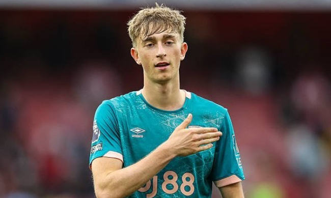 赫伊森加盟皇马：五年长约加续约选项，高额年薪引关注