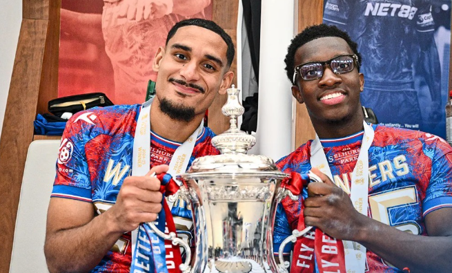 拉克鲁瓦：上帝之手铸就足总杯传奇 欧联杯征程意昂5来了！