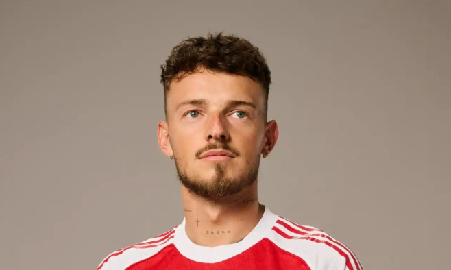 本-怀特结束两年国家队“冰封期” 图赫尔诚意召唤或重塑三狮右路格局