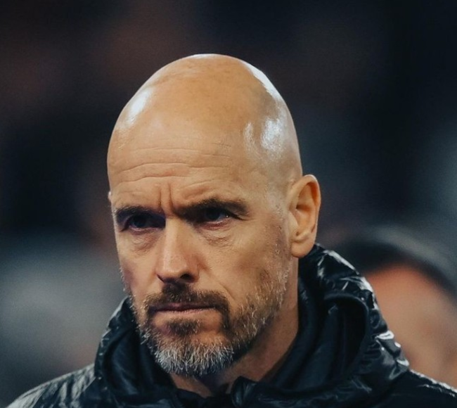 阿贾克斯或迎滕哈格二进宫 荷甲冠军梦碎加速换帅进程