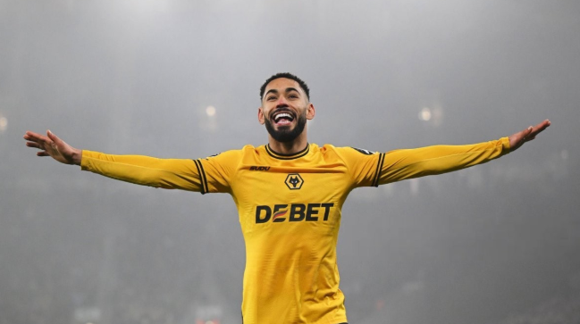 曼联加速签库尼亚谈判，欧冠资格或成转会最后拼图