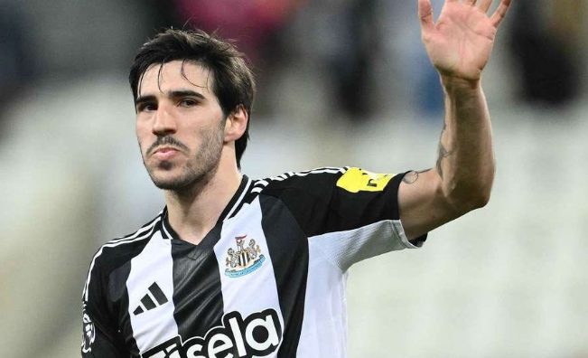 意大利足协主席：涉赌球员仍有机会披蓝衫