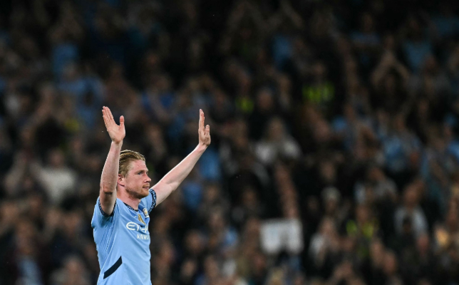 德布劳内去留博弈：那不勒斯三年合约VS美职联天价邀约，家庭因素成关键变量