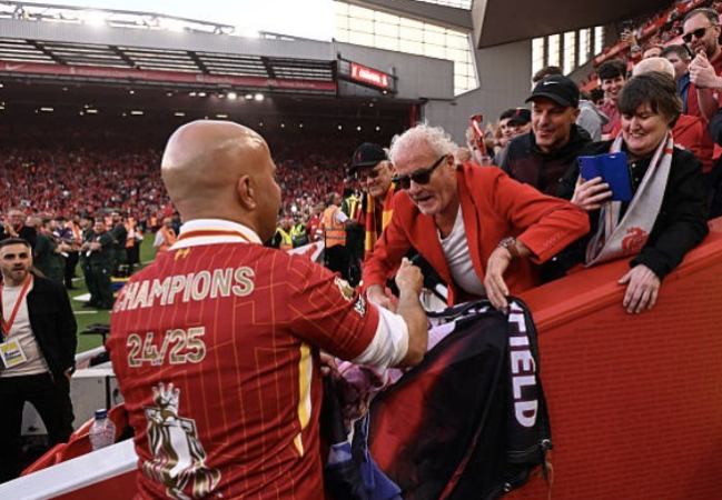 斯洛特：利物浦夺冠时刻，铭记感动与温情